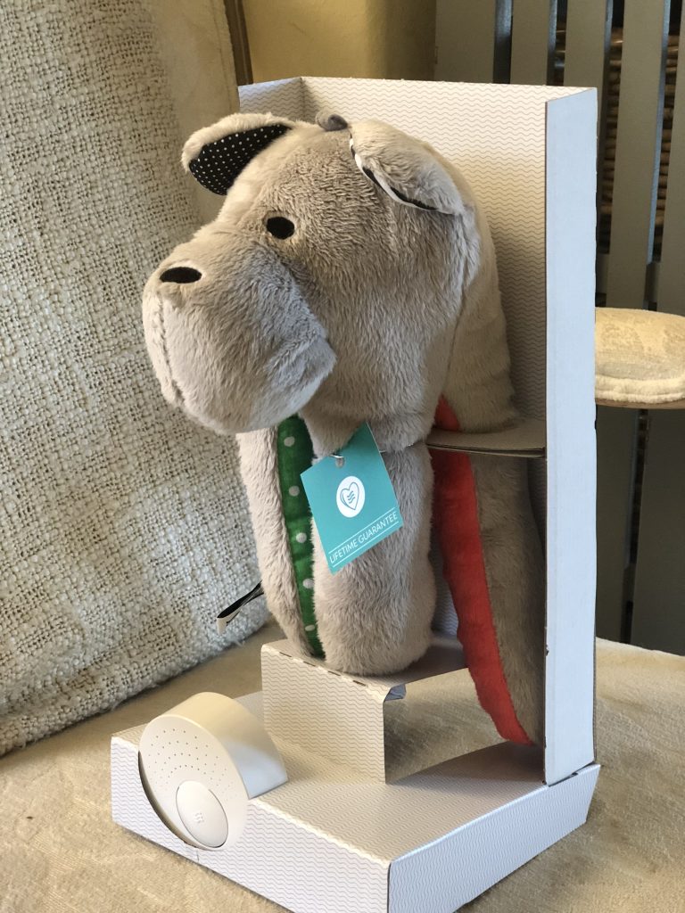 Whisbear the humming bear with cry clearance sensor